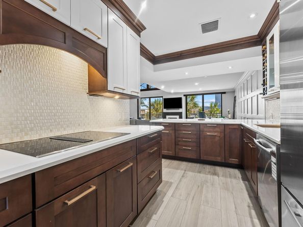 3100 NE 48th St 304, Fort Lauderdale FL 33308
