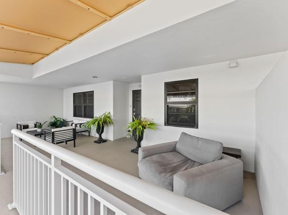 3100 NE 48th St 304, Fort Lauderdale FL 33308