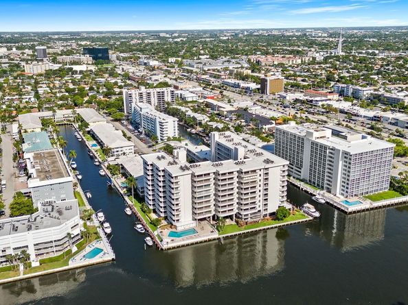 3100 NE 48th St 304, Fort Lauderdale FL 33308