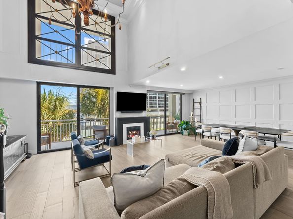3100 NE 48th St 304, Fort Lauderdale FL 33308