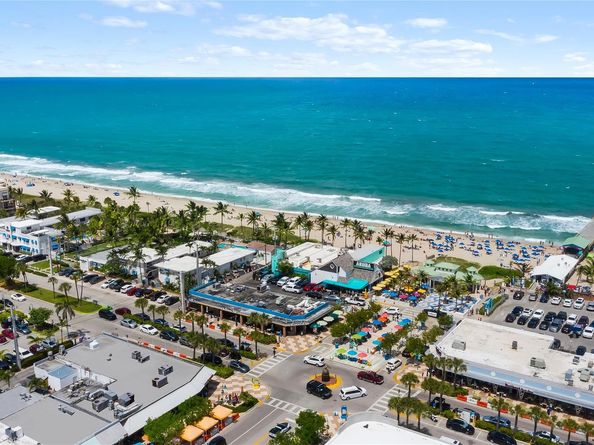 3100 NE 48th St 304, Fort Lauderdale FL 33308