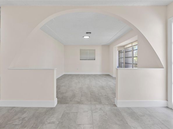 612 Clear Lake Ave, West Palm Beach FL 33401