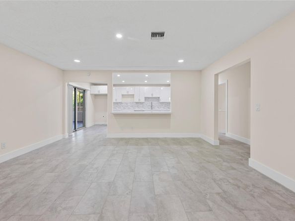 612 Clear Lake Ave, West Palm Beach FL 33401