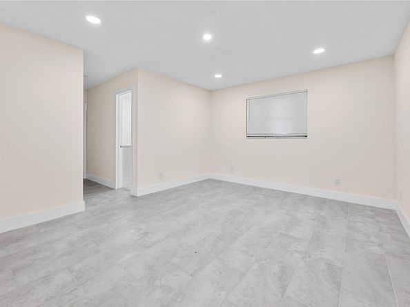 612 Clear Lake Ave, West Palm Beach FL 33401