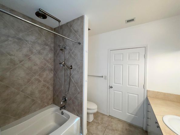 802 W Windward 415 Way Ph15, Lantana FL 33462