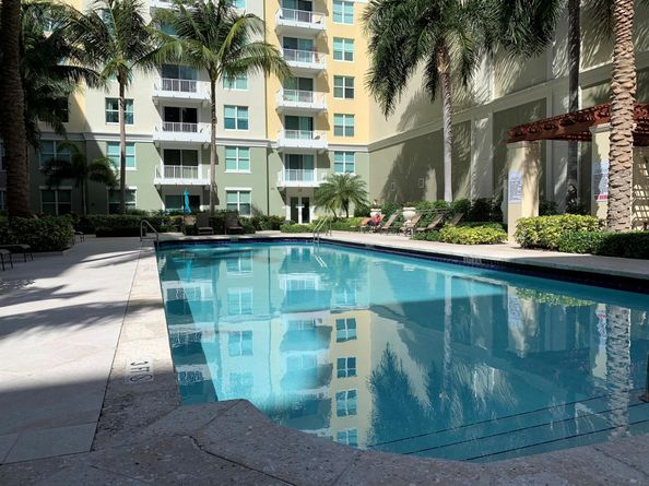 802 W Windward 415 Way Ph15, Lantana FL 33462