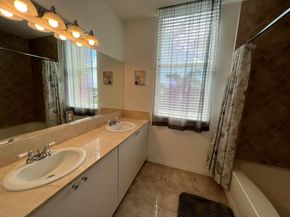 802 W Windward 415 Way Ph15, Lantana FL 33462