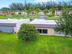 121 Lake Meryl Drive, West Palm Beach FL 33411