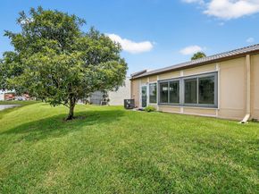 121 Lake Meryl Drive, West Palm Beach FL 33411