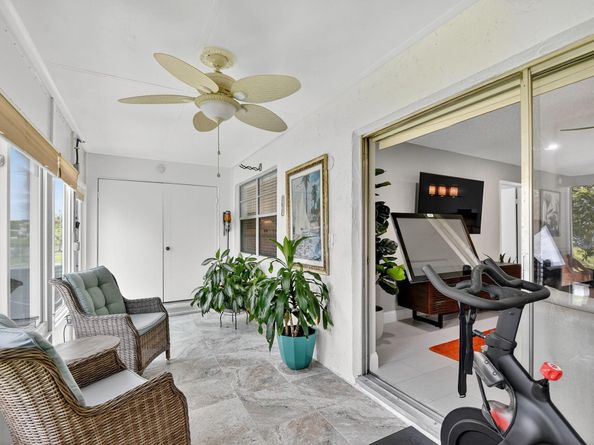 121 Lake Meryl Drive, West Palm Beach FL 33411
