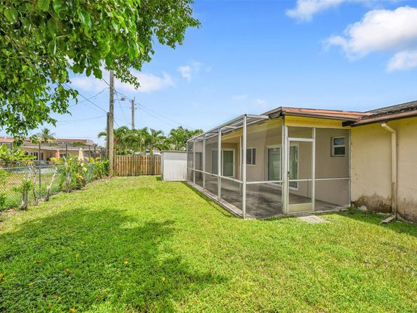 10599 NW 26th Pl, Sunrise FL 33322