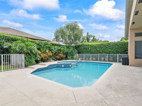 12151 NW 10 Street, Coral Springs FL 33071