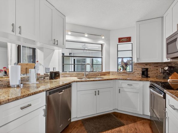 5823 Parkwalk Drive, Boynton Beach FL 33472