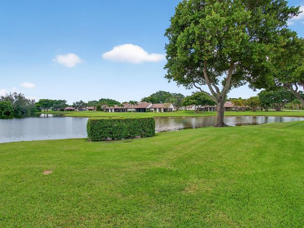 5823 Parkwalk Drive, Boynton Beach FL 33472