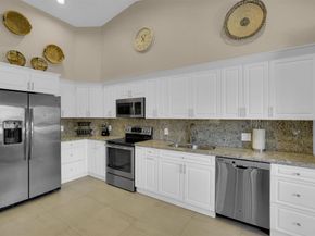 19441 NW 3rd St, Pembroke Pines FL 33029