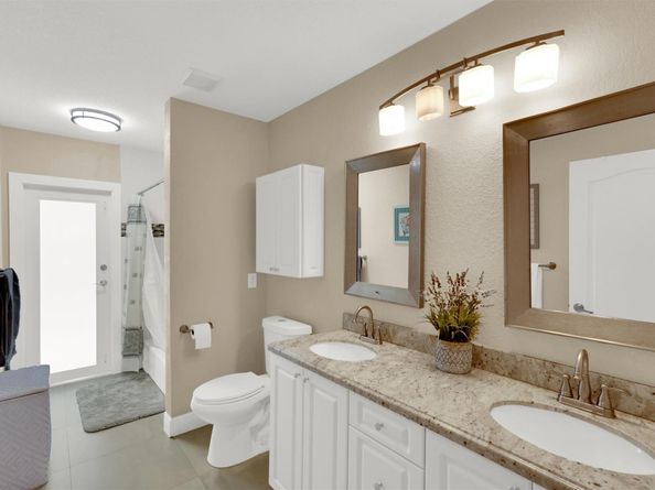 19441 NW 3rd St, Pembroke Pines FL 33029