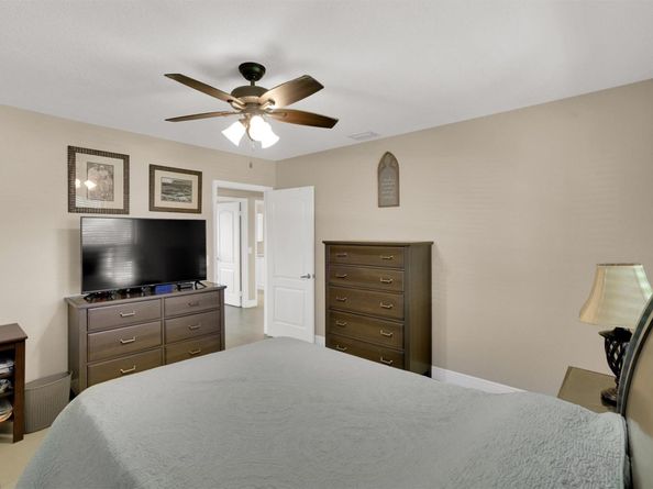 19441 NW 3rd St, Pembroke Pines FL 33029