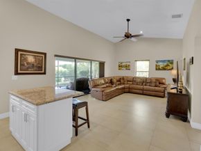 19441 NW 3rd St, Pembroke Pines FL 33029