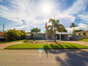 925 SE 14th Avenue, Deerfield Beach FL 33441