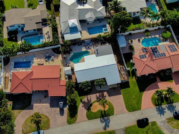 925 SE 14th Avenue, Deerfield Beach FL 33441