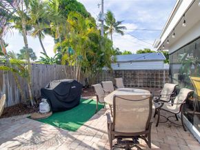 925 SE 14th Avenue, Deerfield Beach FL 33441