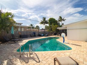 925 SE 14th Avenue, Deerfield Beach FL 33441