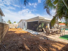 925 SE 14th Avenue, Deerfield Beach FL 33441