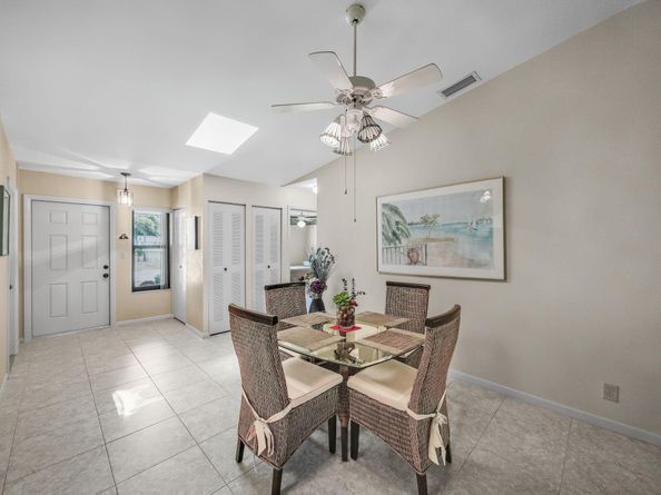 9 Brompton Lane, Boynton Beach FL 33426