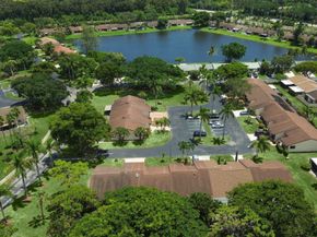 9 Brompton Lane, Boynton Beach FL 33426