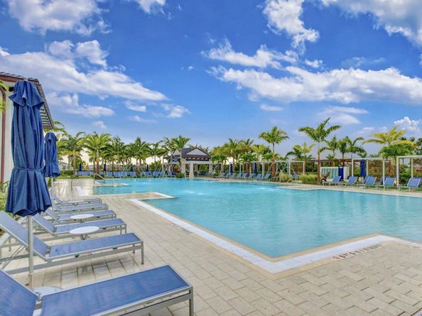 9216 Coral Isles Circle, Palm Beach Gardens FL 33412