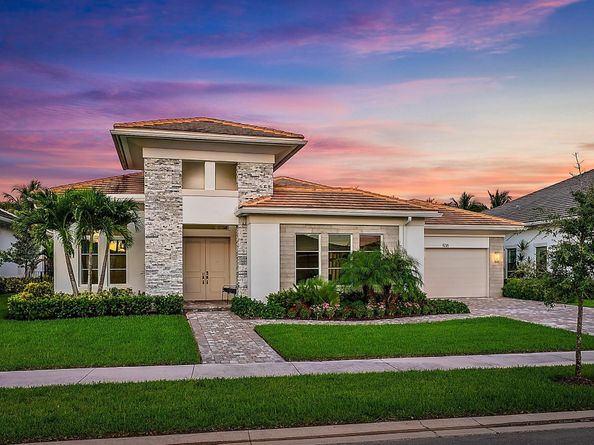 9216 Coral Isles Circle, Palm Beach Gardens FL 33412