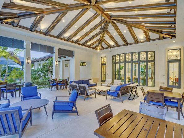 9216 Coral Isles Circle, Palm Beach Gardens FL 33412