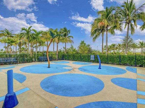 9216 Coral Isles Circle, Palm Beach Gardens FL 33412