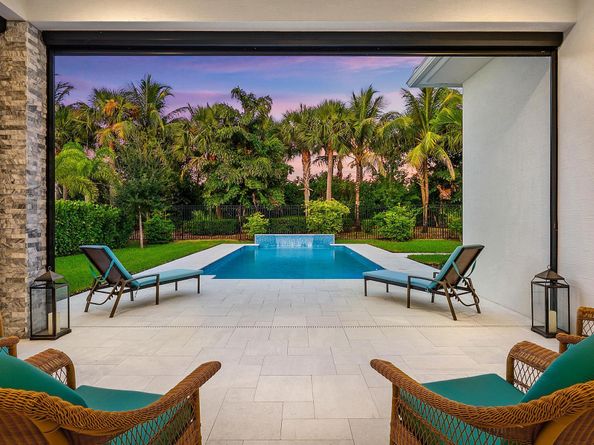 9216 Coral Isles Circle, Palm Beach Gardens FL 33412