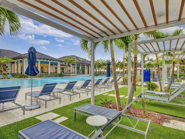 9216 Coral Isles Circle, Palm Beach Gardens FL 33412