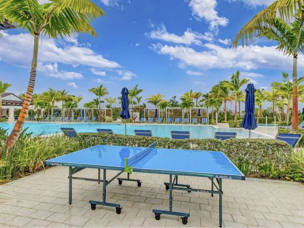 9216 Coral Isles Circle, Palm Beach Gardens FL 33412