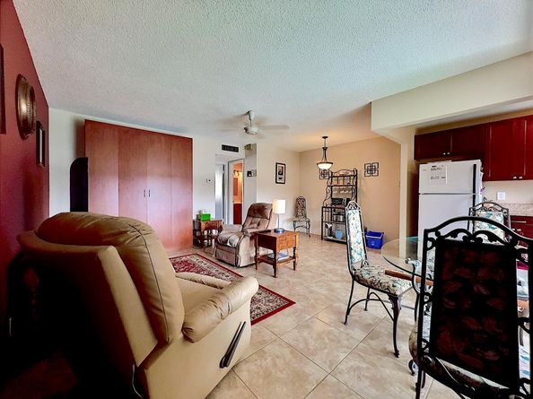 5300 Washington Street I206, Hollywood FL 33021