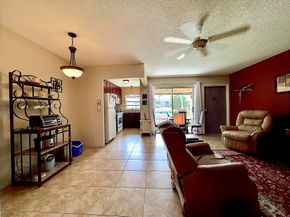 5300 Washington Street I206, Hollywood FL 33021