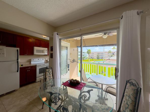 5300 Washington Street I206, Hollywood FL 33021