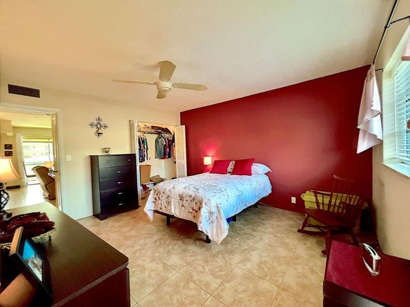 5300 Washington Street I206, Hollywood FL 33021