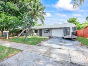 11 NE 18th St, Pompano Beach FL 33060