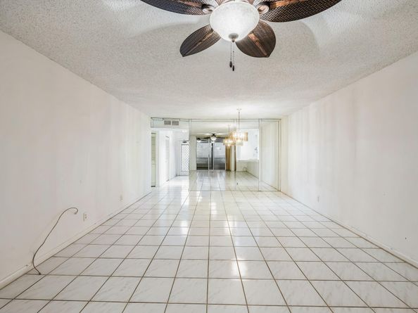 7210 Lake Circle Dr 106, Margate FL 33063