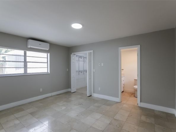 3281 NW 14th Ter, Miami FL 33125