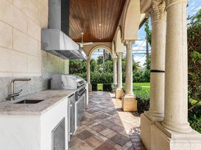 2002 NW 4th Avenue, Delray Beach FL 33444