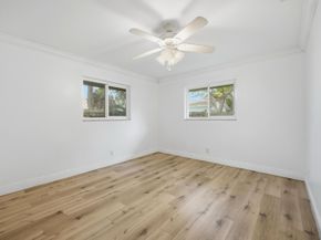 1680 NE 34th Lane, Oakland Park FL 33334