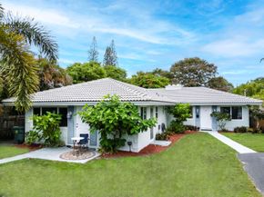 1680 NE 34th Lane, Oakland Park FL 33334