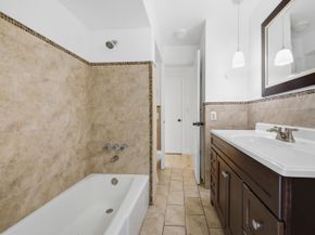 1680 NE 34th Lane, Oakland Park FL 33334