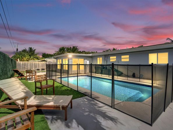 1115 SW 4th Ave, Pompano Beach FL 33060