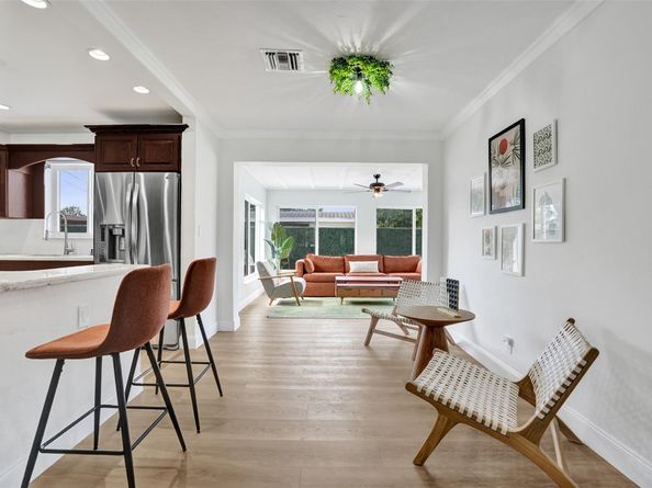 1115 SW 4th Ave, Pompano Beach FL 33060