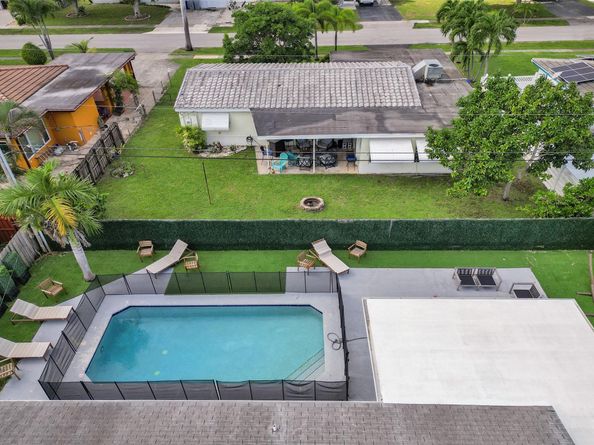 1115 SW 4th Ave, Pompano Beach FL 33060